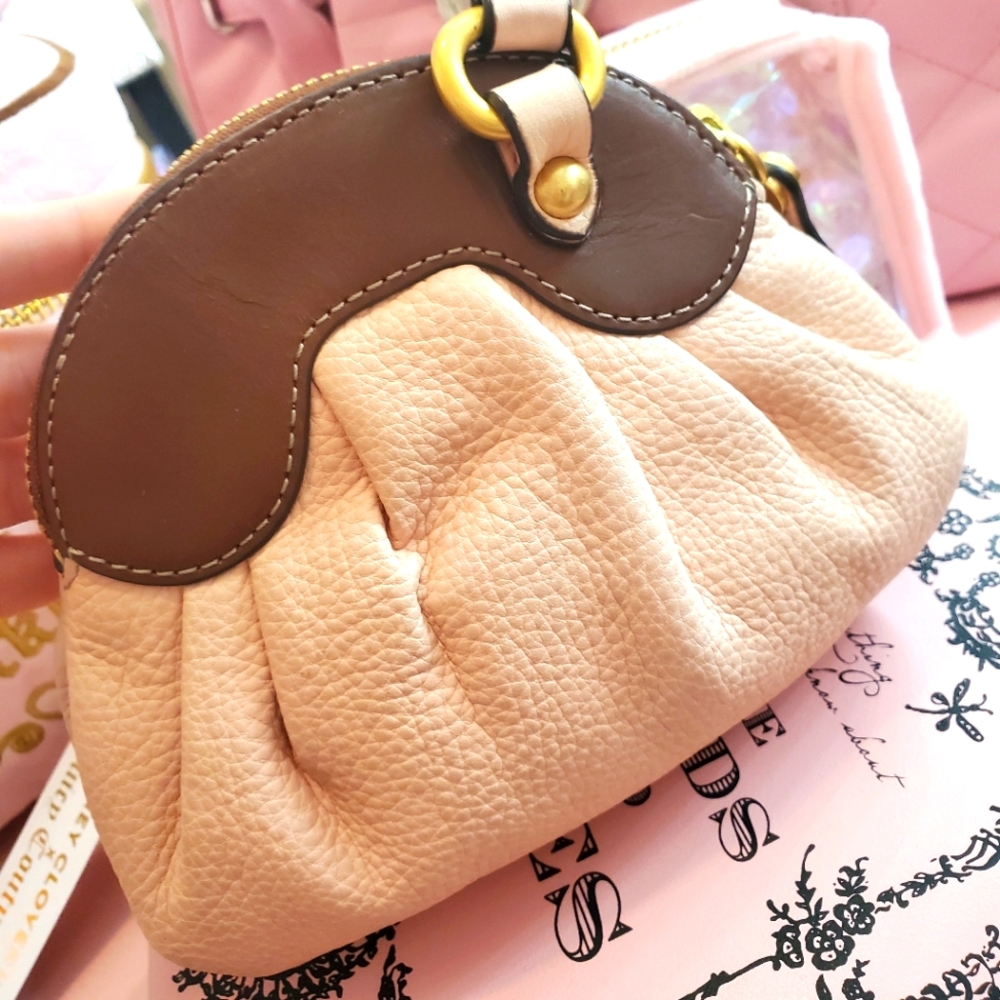 Juicy Couture Pink Vintage Wristlet - Picture 3 of 5